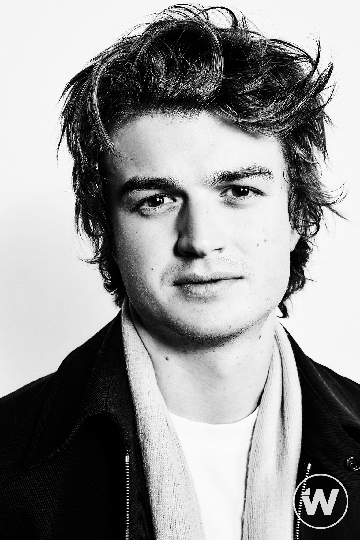 https://www.thewrap.com/wp-content/uploads/2020/01/Joe-Keery.jpg