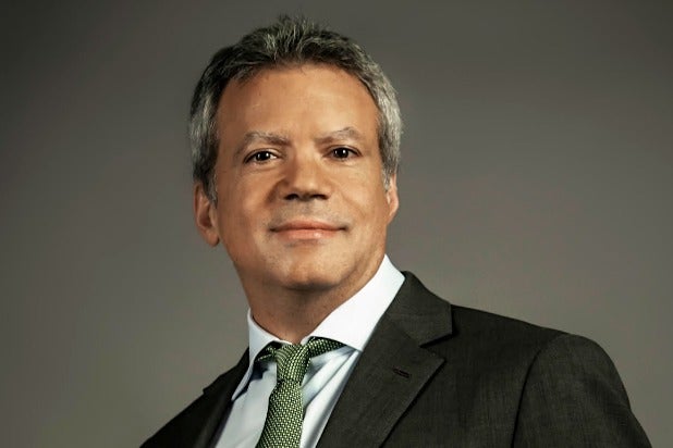 MICHAEL DE LUCA
