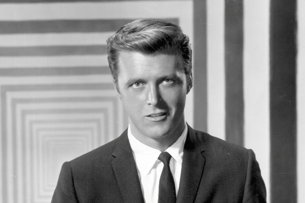 Xxx Hot Sex Se 18 Yr - Edd Byrnes, 'Grease' and '77 Sunset Strip' Star, Dies at 87