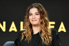 ‘Schitt’s Creek’ Alum Annie Murphy to Star in ‘Kevin Can F*** Himself’ at AMC