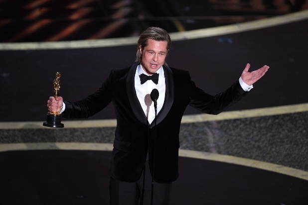 https://www.thewrap.com/wp-content/uploads/2020/02/Brad-Pitt-Oscars-2020.jpg