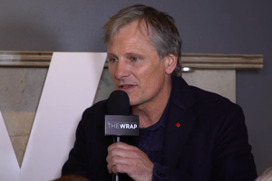Viggo Mortensen Falling