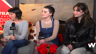 ‘Never Rarely Sometimes Always’ Director Explains Why Her Stars Auditioned in a Bathroom | Video    )