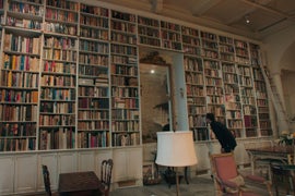 ‘The Booksellers’ Film Review: Cinematic Ode to Bibliophiles Everywhere Offers a Loving, Literary Tour of New York