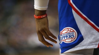 Clippers Buy LA County Forum for $400 Million From Madison Square Garden Co.