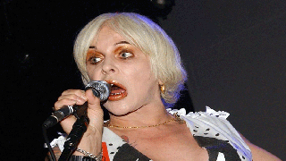 Genesis Breyer P-Orridge, Gender-Bending Rock Musician and Artist, Dies at 70