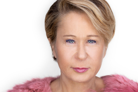 ‘The Simpsons’ Star Yeardley Smith on Hosting True-Crime Podcast ‘Small Town Dicks’