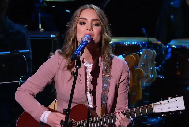 Ratings American Idol Has About As Good A Night As Lauren Mascitti She's even been interviewed several times since she was just 12. ratings american idol has about as