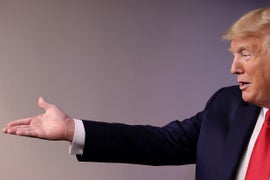 Trump’s Brief Coronavirus Briefing Sends #TrumpIsALaughingStock Trending