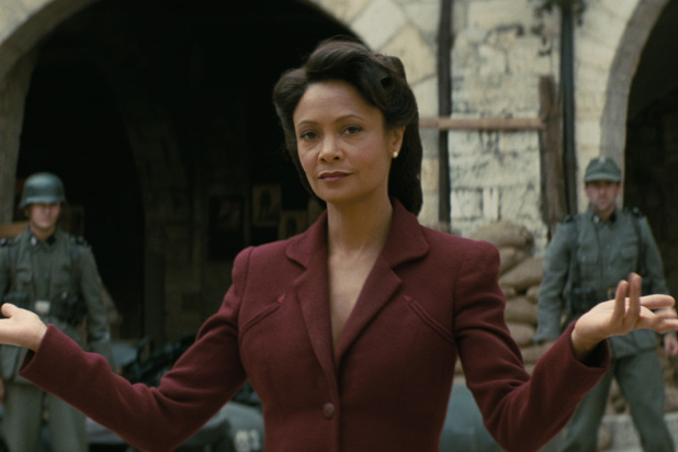 westworld ep 6 what body is maeve building