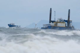 ‘Bering Sea Gold’ Sneak Peek: ‘This Is The End of the Myrtle Irene’ (Exclusive Video)