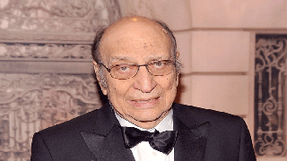 Milton Glaser, Designer of ‘I ❤ NY’ Logo and New York Magazine Co-Founder, Dies at 91