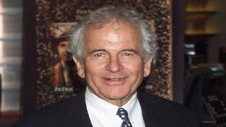 Ian Holm, Star of ‘The Lord of the Rings’ and ‘Alien,’ Dies at 88