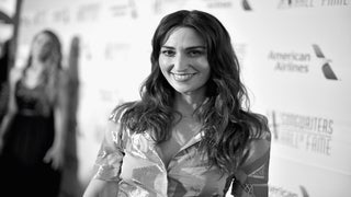 Sara Bareilles to Star in Tina Fey-Produced Pop Star Comedy ‘Girls5eva’ at Peacock