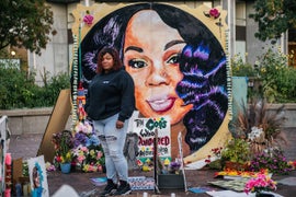 No Murder Charges in Breonna Taylor Case, 1 Officer Indicted for Wanton Endangerment