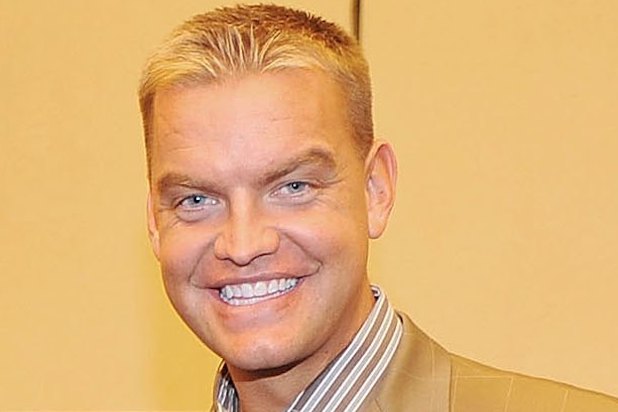 https://www.thewrap.com/wp-content/uploads/2020/09/brock-Huard.jpg