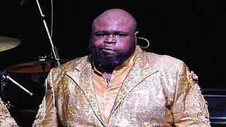 Bruce Williamson, Former Lead Singer of The Temptations, Dies at 49 of COVID-19
