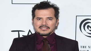 John Leguizamo: Latinx Who Support Trump ‘Are Like Roaches for Raid’