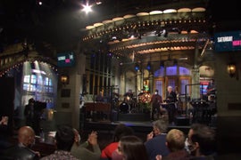 ‘SNL’ Paid Live Audience Members at Season Premiere as If They Were Employees