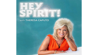 ‘Long Island Medium’ Theresa Caputo to Channel Souls Over Zoom on ‘Hey Spirit!’ Podcast