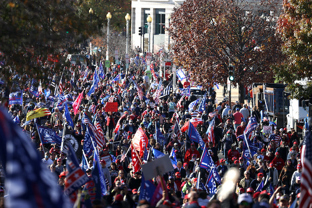 Size Matters: MAGA Marchers and Women’s Marchers Squabble Over Who’s Got Bigger… Turnout thumbnail