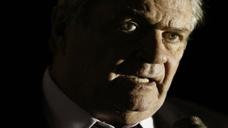 Tommy Heinsohn, Longtime Boston Celtics Broadcaster and Coach, Dies at 86