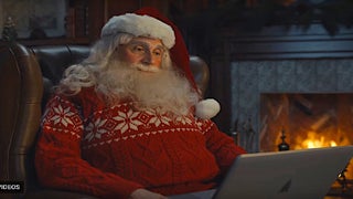 Steve Carell’s Santa Video Chats the Elves in New Commercial (Video)