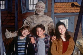 Disney Channel to Remake First Original Movie ‘Under Wraps’