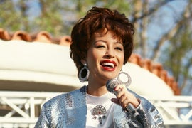 Did Selena Really Meet Laura Canales in the Bathroom at the 1986 Tejano Music Awards?