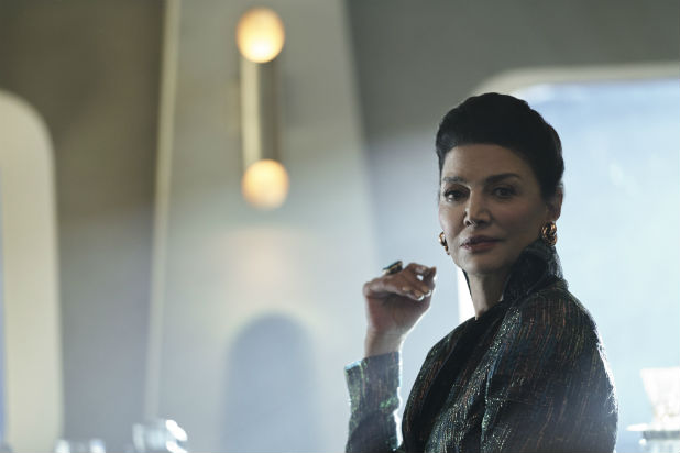 Shohreh Aghdashloo in The Expanse - S5 Shohreh Aghdashloo in The Expanse - S5