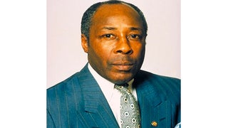 Joe Clark, ‘Lean on Me’ High School Principal, Dies at 82