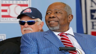 Hank Aaron, Hall of Fame Baseball Slugger, Dies at 86