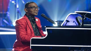 Fox’s ‘Name That Tune’ Band Leader Randy Jackson Teaches Us How to Name That Tune