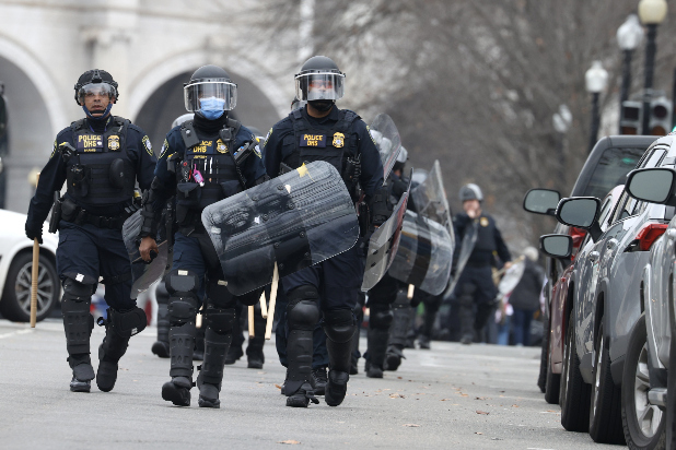 Riot Capitol Building police