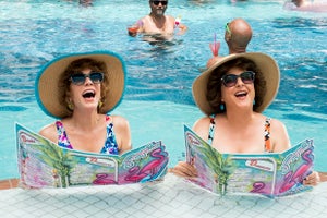 Barb & Star Go To Vista Del Mar Kristen Wiig Annie Mumolo