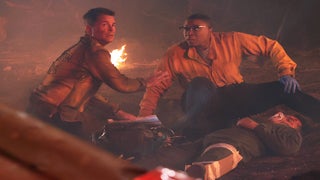 ‘9-1-1’ Star Aisha Hinds on Hen and Owen’s Deadly ‘Lone Star’ Crisis, Bonding Over Incredible Trauma