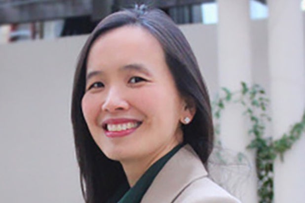 Elaine Chin