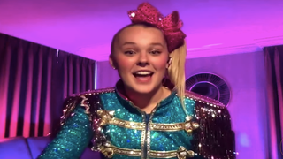 JoJo Siwa Is Making a Nickelodeon Musical Movie About Her Life (Video)