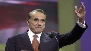 Bob Dole, Former Republican Senate Leader Who Lost 1996 Presidential Bid, Dies at 98