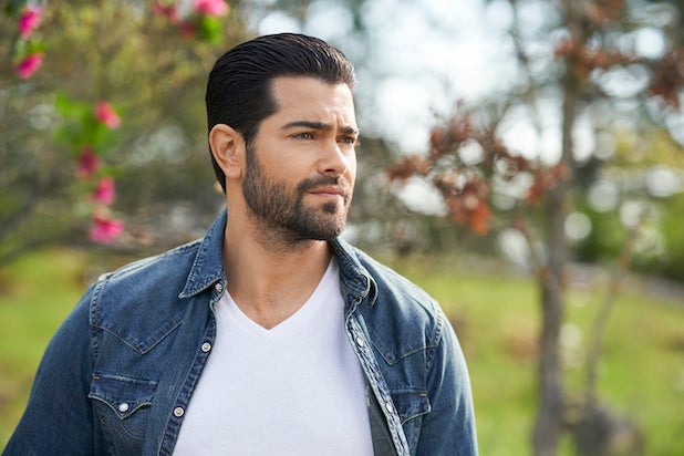 Jesse Metcalfe Chesapeake Shores