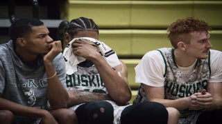 Coach John Mosley Goes Nuts in ‘Last Chance U: Basketball’ Trailer, So He’ll Fit in Nicely (Video)