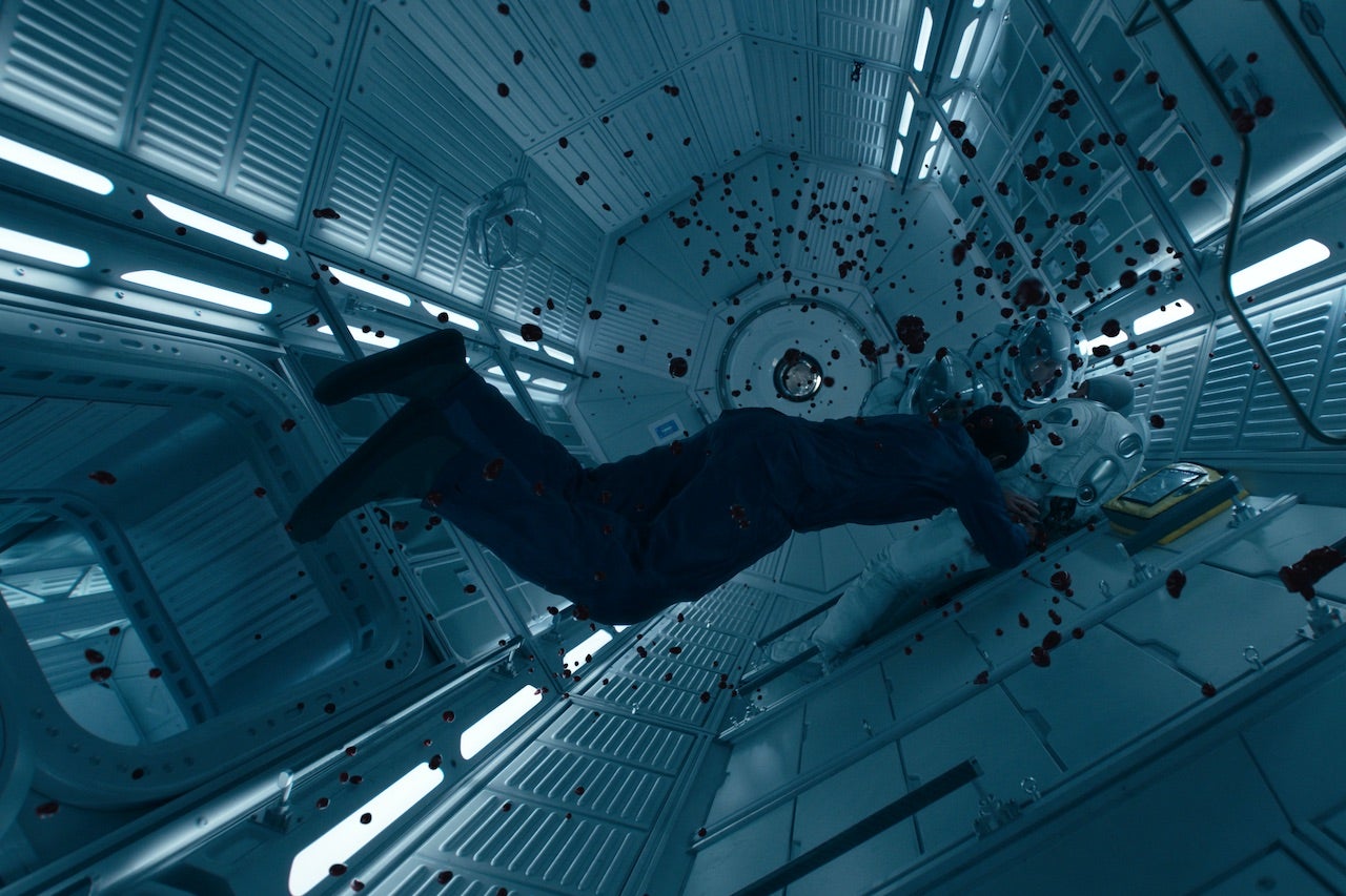 How ‘The Midnight Sky’ Visual Effects Team Pulled Together That Bloody Space Scene