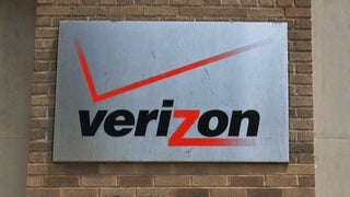 Verizon Is Exploring Sale of Yahoo, AOL (Report)