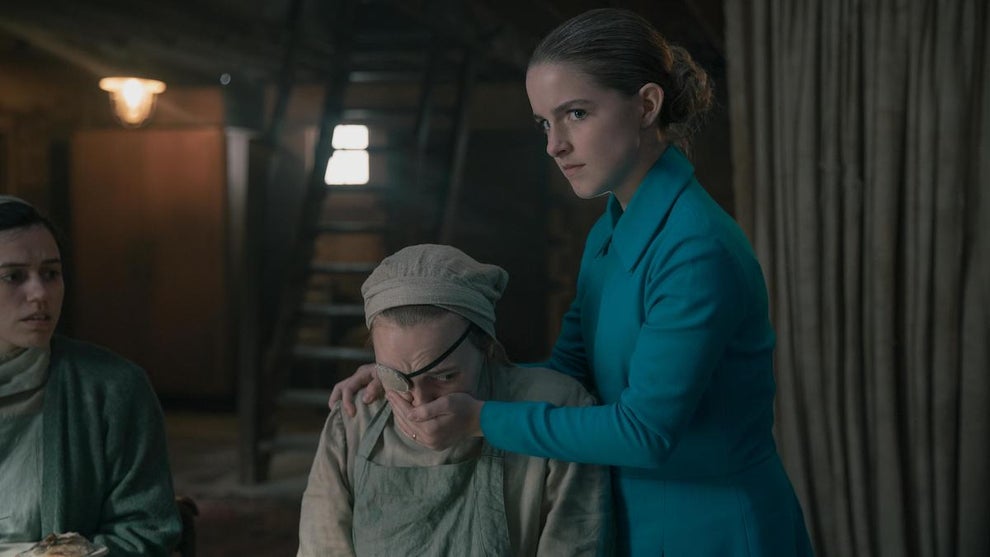 Handmaids Tale McKenna Grace Mrs Keyes