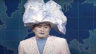 ‘SNL’: Bowen Yang Defends Sinking the Titanic – As the Iceberg That Sank the Titanic (Video)