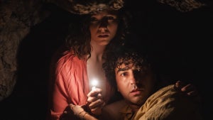 Old M. Night Shyamalan Thomasin McKenzie Alex Wolff