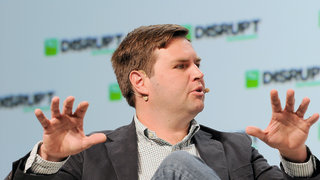 ‘Hillbilly Elegy’ Author Cries ‘Literal Fake News’ After Being Dragged for Mask Tweet