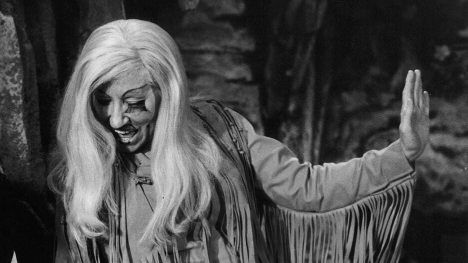 Billie Hayes, Actress Who Played Witchiepoo on ‘HR Pufnstuf,’ Dies at(02)