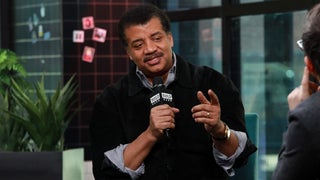 Neil DeGrasse Tyson Thinks We Should Have Better Pictures of Aliens by Now