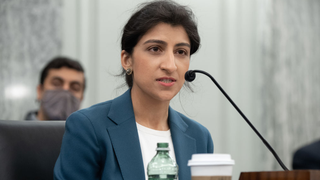 Facebook Wants FTC Chairwoman to Recuse Herself in Antitrust Case